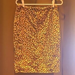J. Crew yellow leopard pencil skirt knee-length night out Size 4